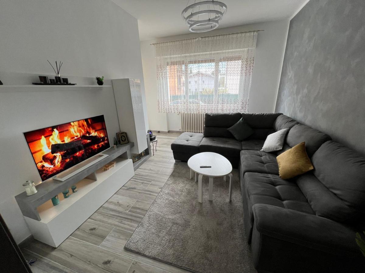 Appartement Casa Di Afi, Perfect For 4 - Kitchen - Parking - Netflix à Arona Extérieur photo